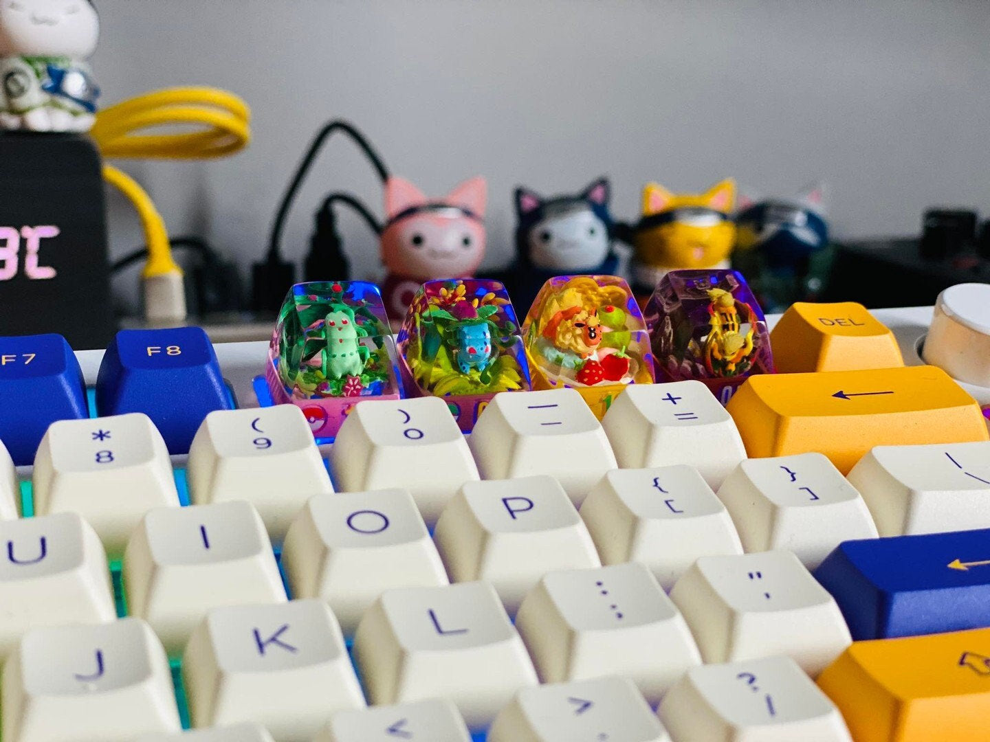 Custom your keycap, Gift, Resin keycap, Keycaps, Artisan keycap, Cherry mx, Mechanical Keyboard, numpad keycaps