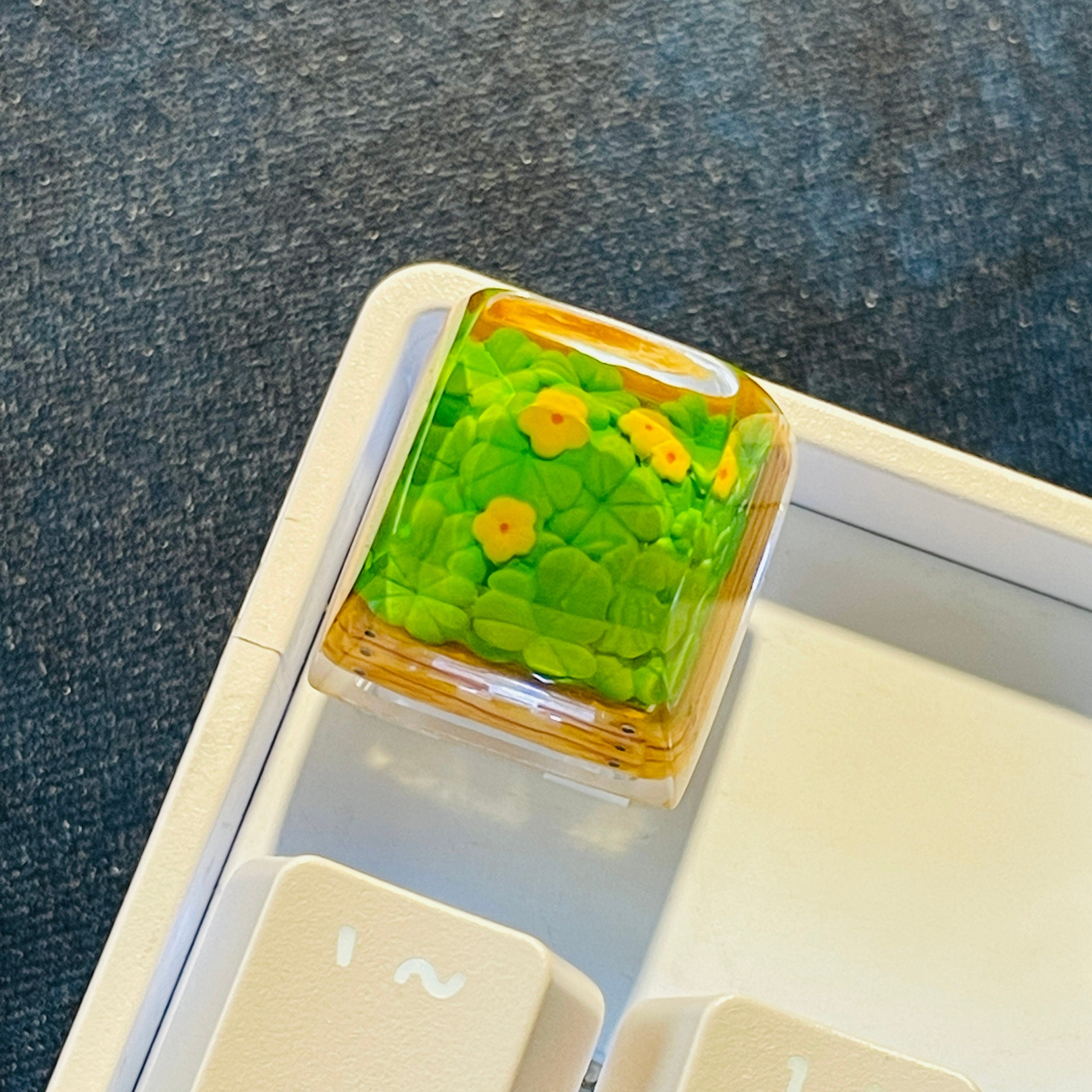 Handmade Plant keycap,Four-leaf clover resin keycap,Flowers keycap