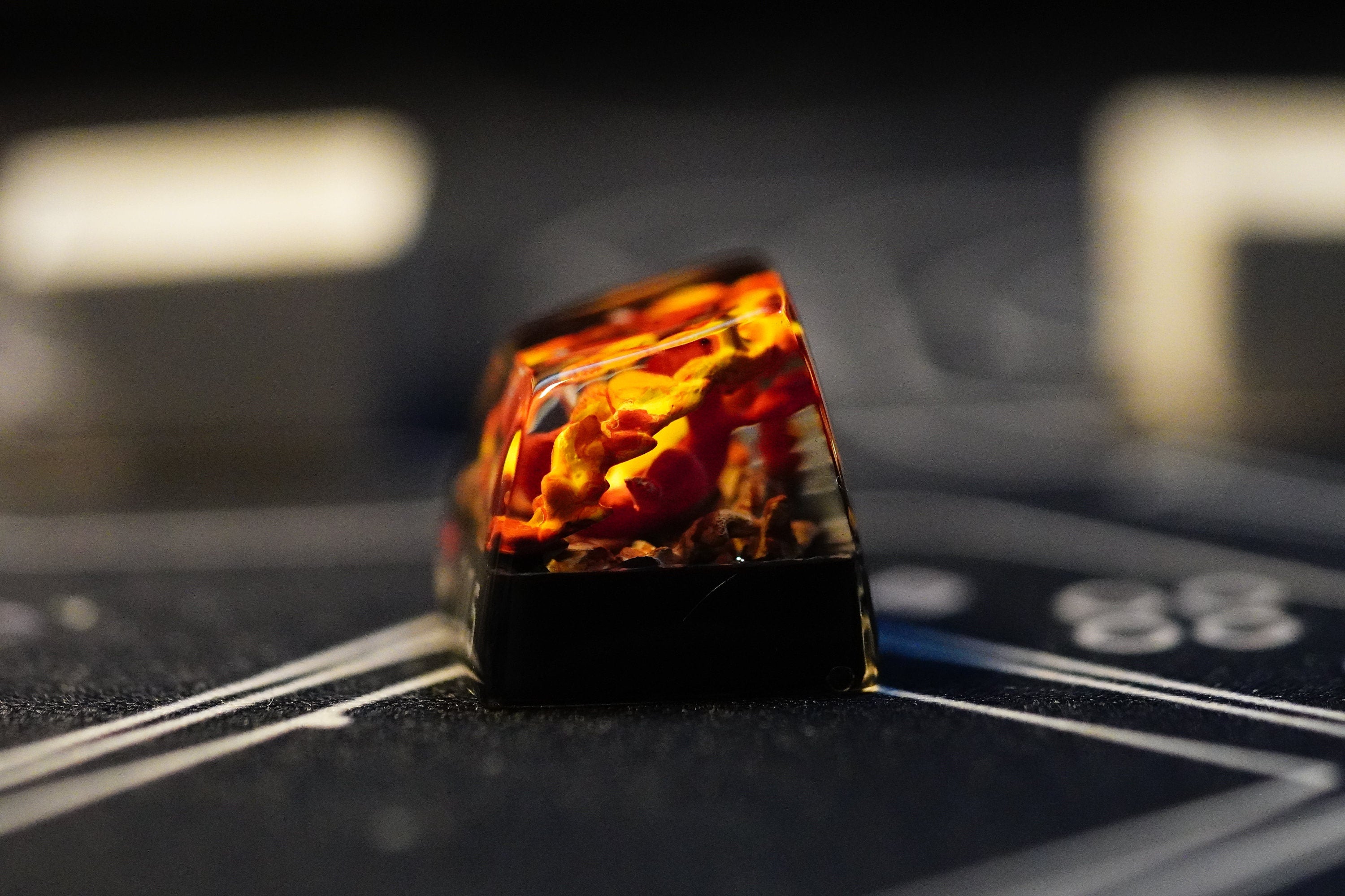 Ch.ar.me.leon keycap, Custom po.ke.mon keycap, handmade keycaps, Artisan keycap, Cherry mx keycaps, Mechanical Gaming Keyboar