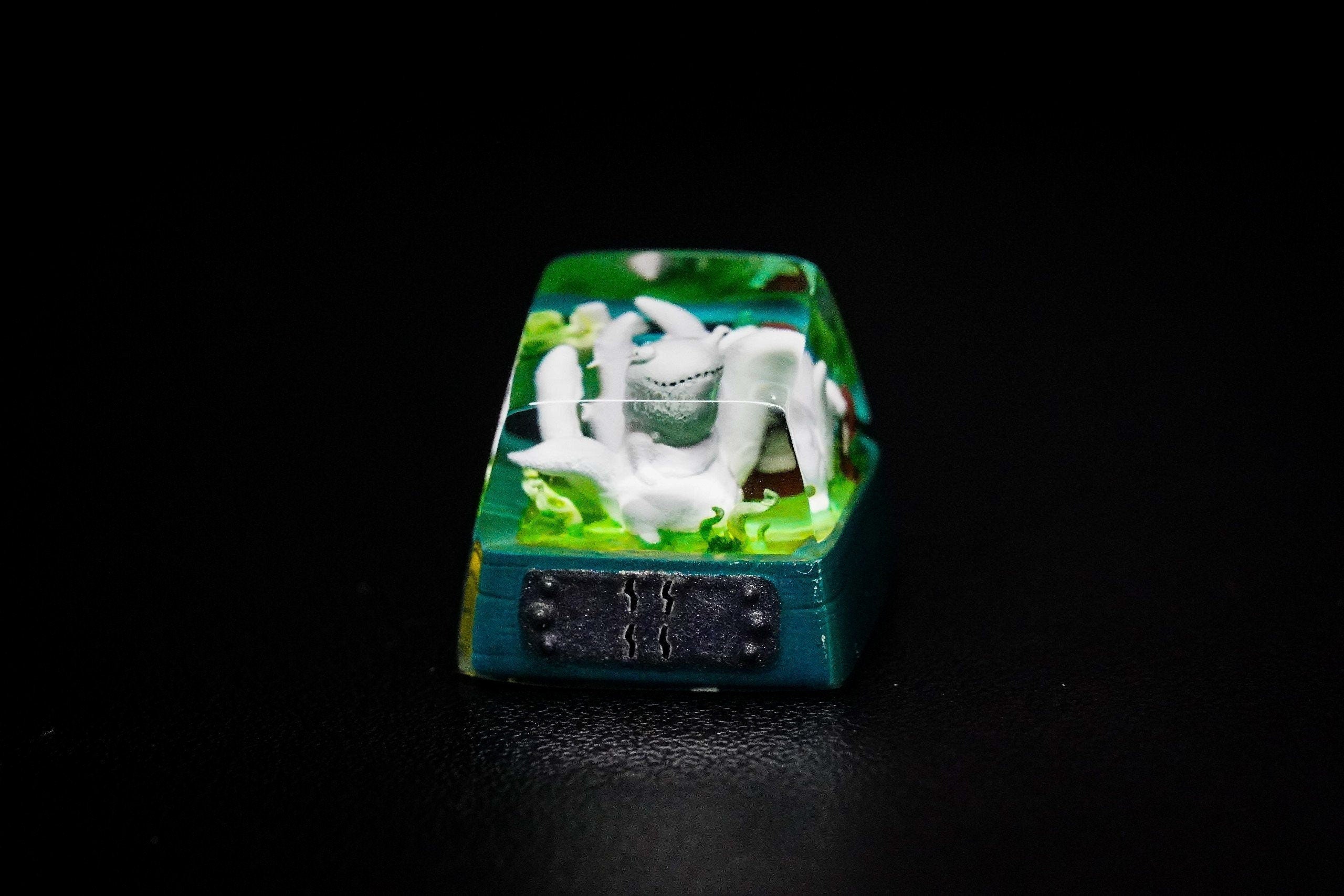 6 tails Ninja Keycap, Beast Keycap,Anime Keycap, Resin Keycap, Custom Keycaps, ESC Keycap Set, Handmade Keycap, Cube keycap