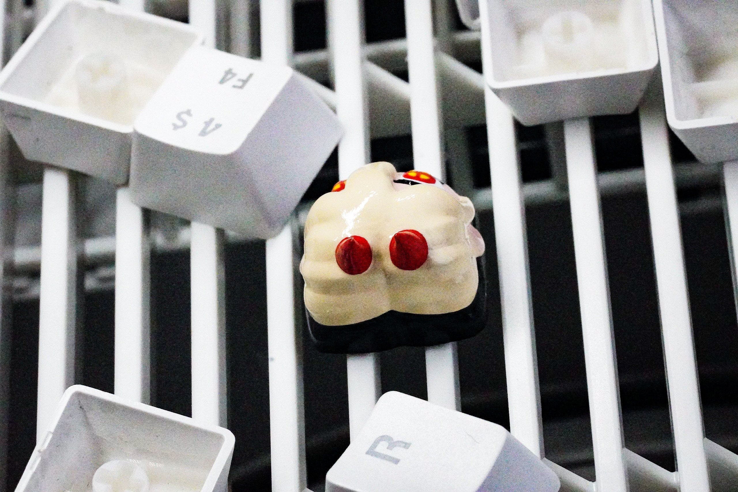 ANIME keycap, Custom keycapfor Art Deco, Keycap Resin for Personalized Gift , 3d hiko key, Personalized keycap Gift Supplies