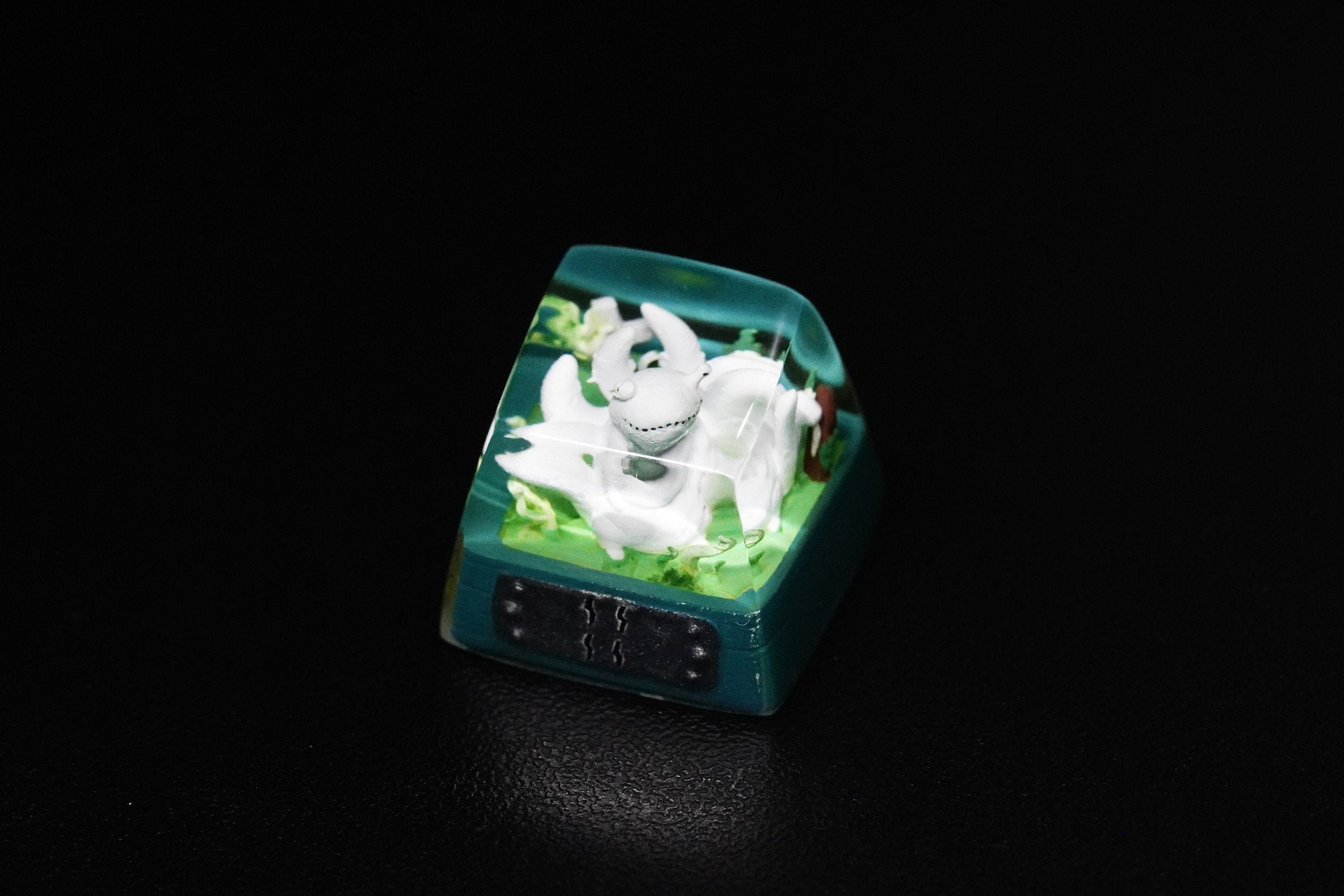 6 tails Ninja Keycap, Beast Keycap,Anime Keycap, Resin Keycap, Custom Keycaps, ESC Keycap Set, Handmade Keycap, Cube keycap