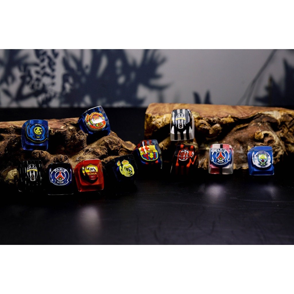Cherry mx keycap, Logo Keycaps SA, Manchester United keycap, MU keycap, Elevate Your Keyboard with Artistry and Style