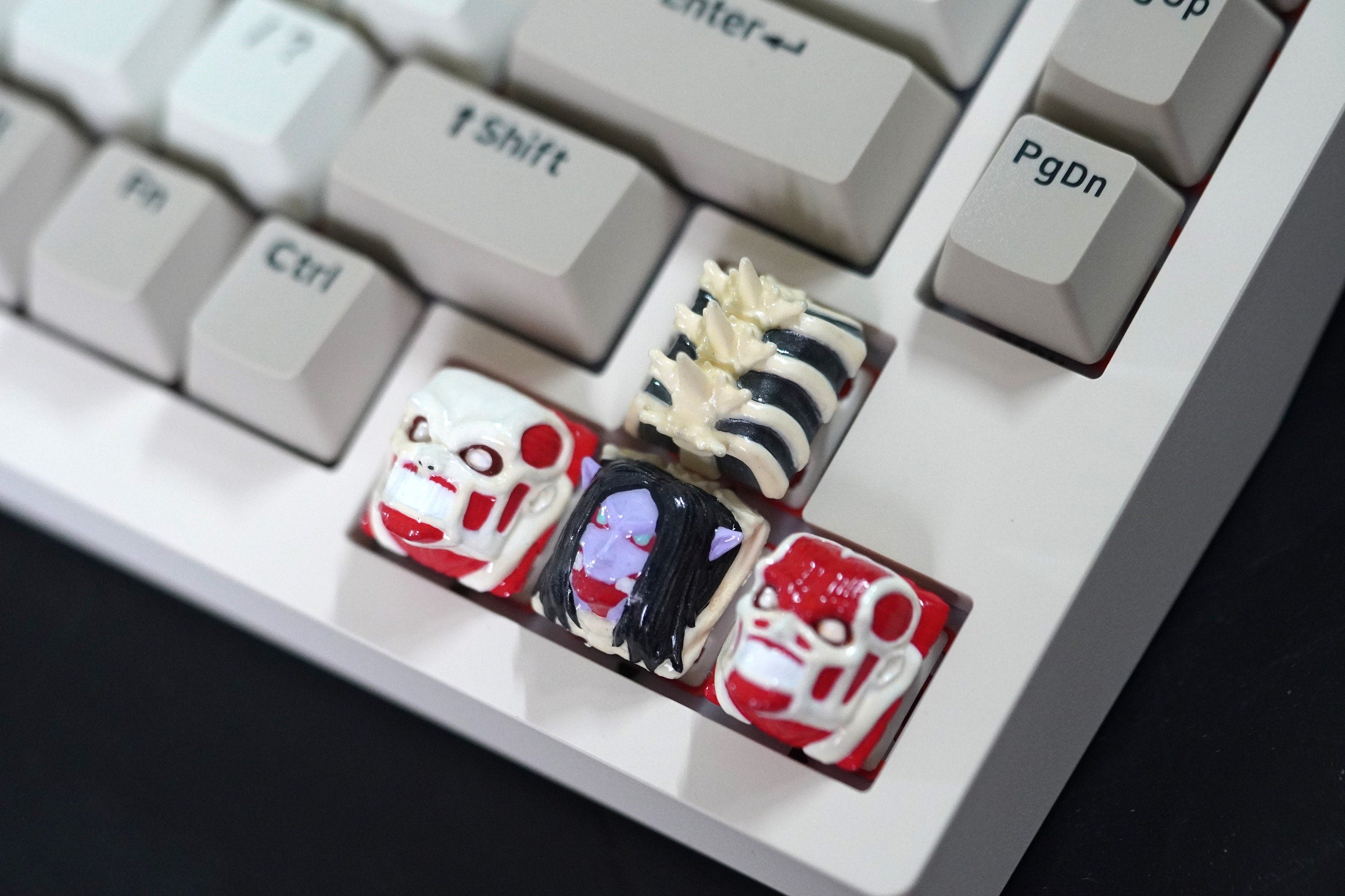 Skeleton keycap, Anime Keycap| Anime Studio Keycap|  3d hiko key| Face Ghost Anime Keycap| Anime Set Keycap for Mechanical Ke