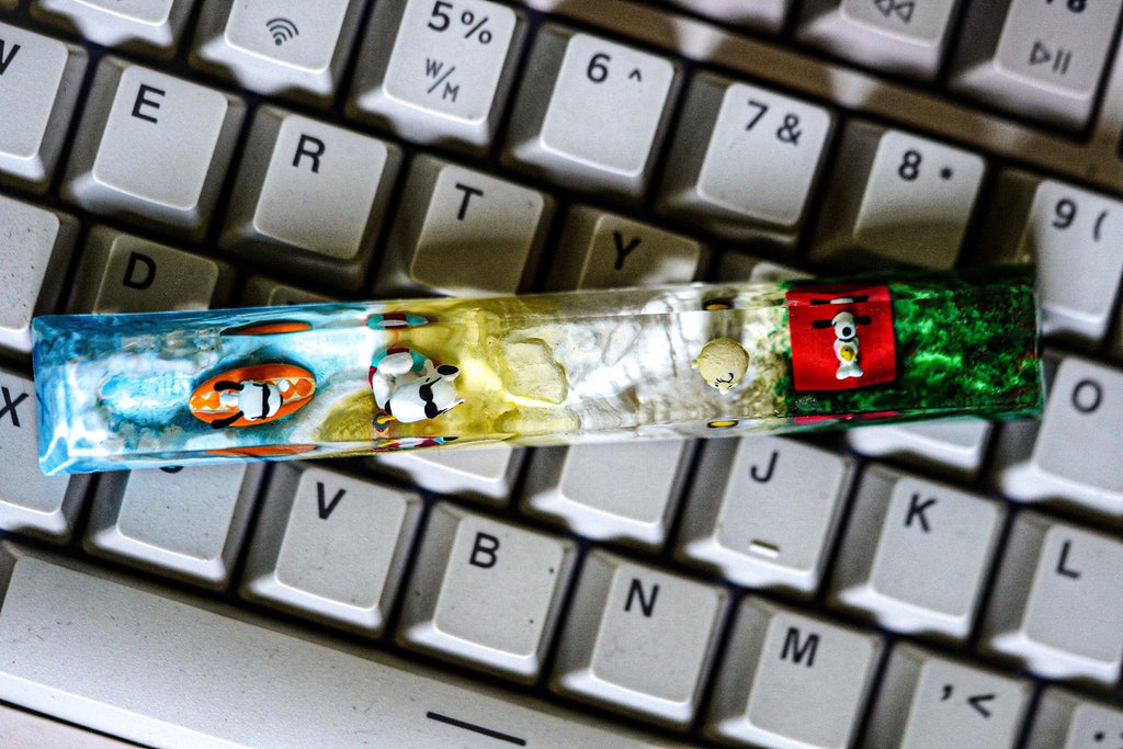 S.no.op.y spacebar 6.25U, Custom keycap, Keycaps, Artisan keycap, Artisan spacebar, Mechanical Gaming Keyboard, Gift for him