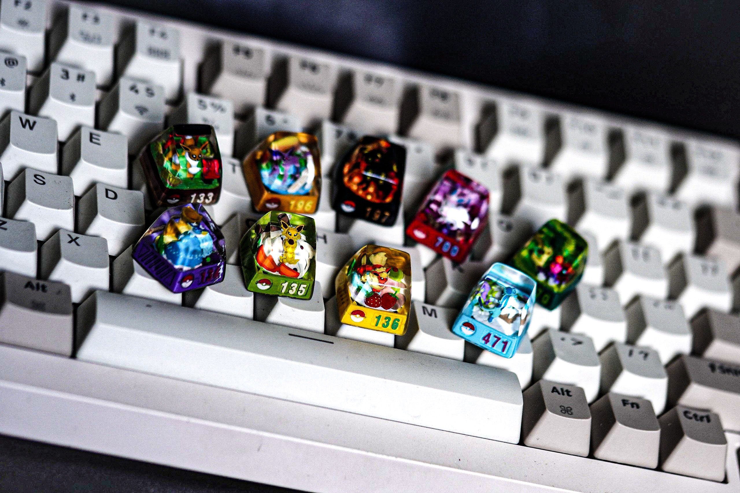 Ee.ve.e keycap, Custom pok.e.mon keycap, handmade keycaps, Artisan keycap, Cherry mx keycaps, Mechanical Gaming Keyboard, Gif