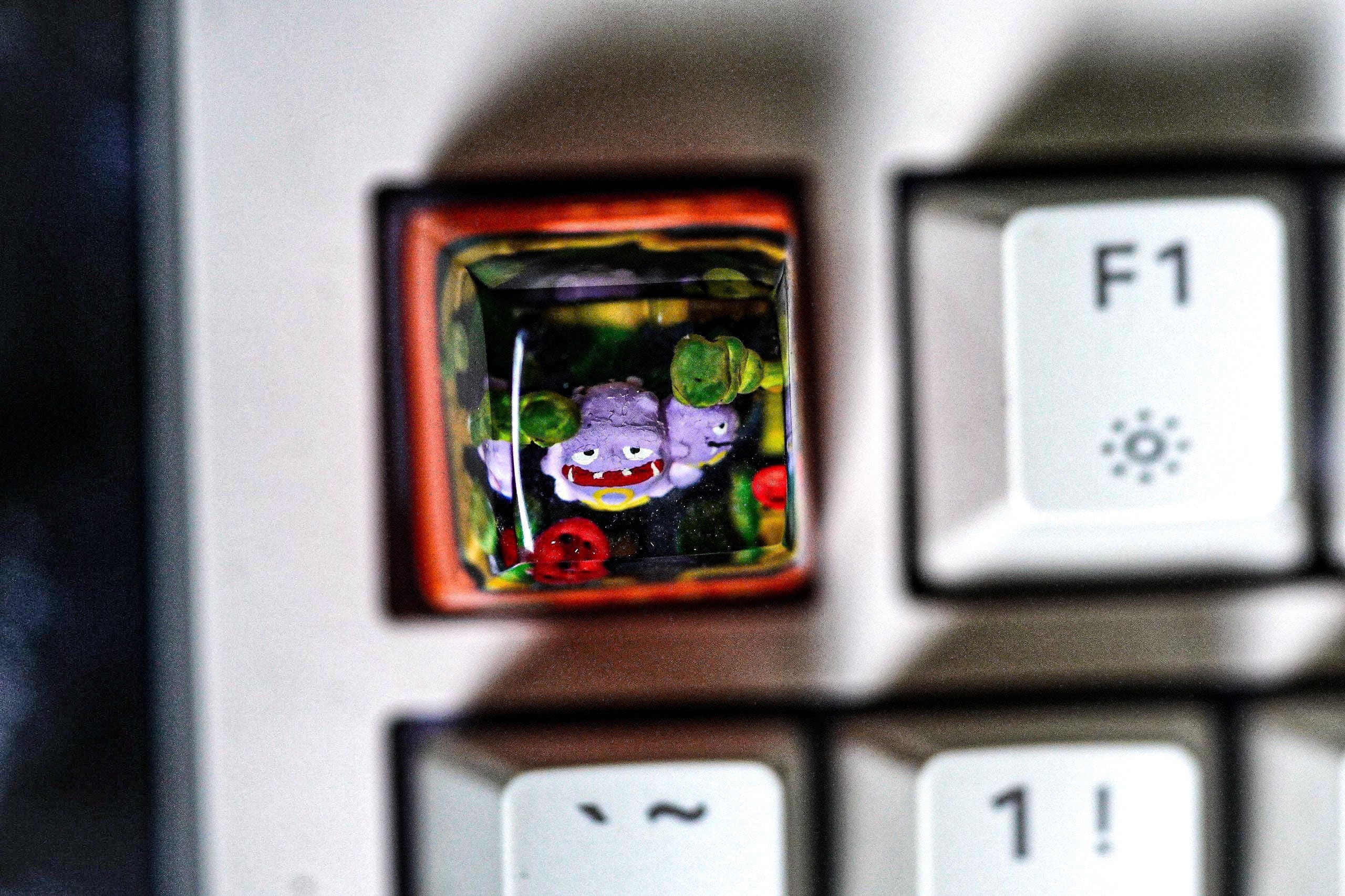 weezing pokemon keycap, pokemon spacebar keycap, artisan keycap, valentine gift, pokemon keycap set, resin artisan keycap