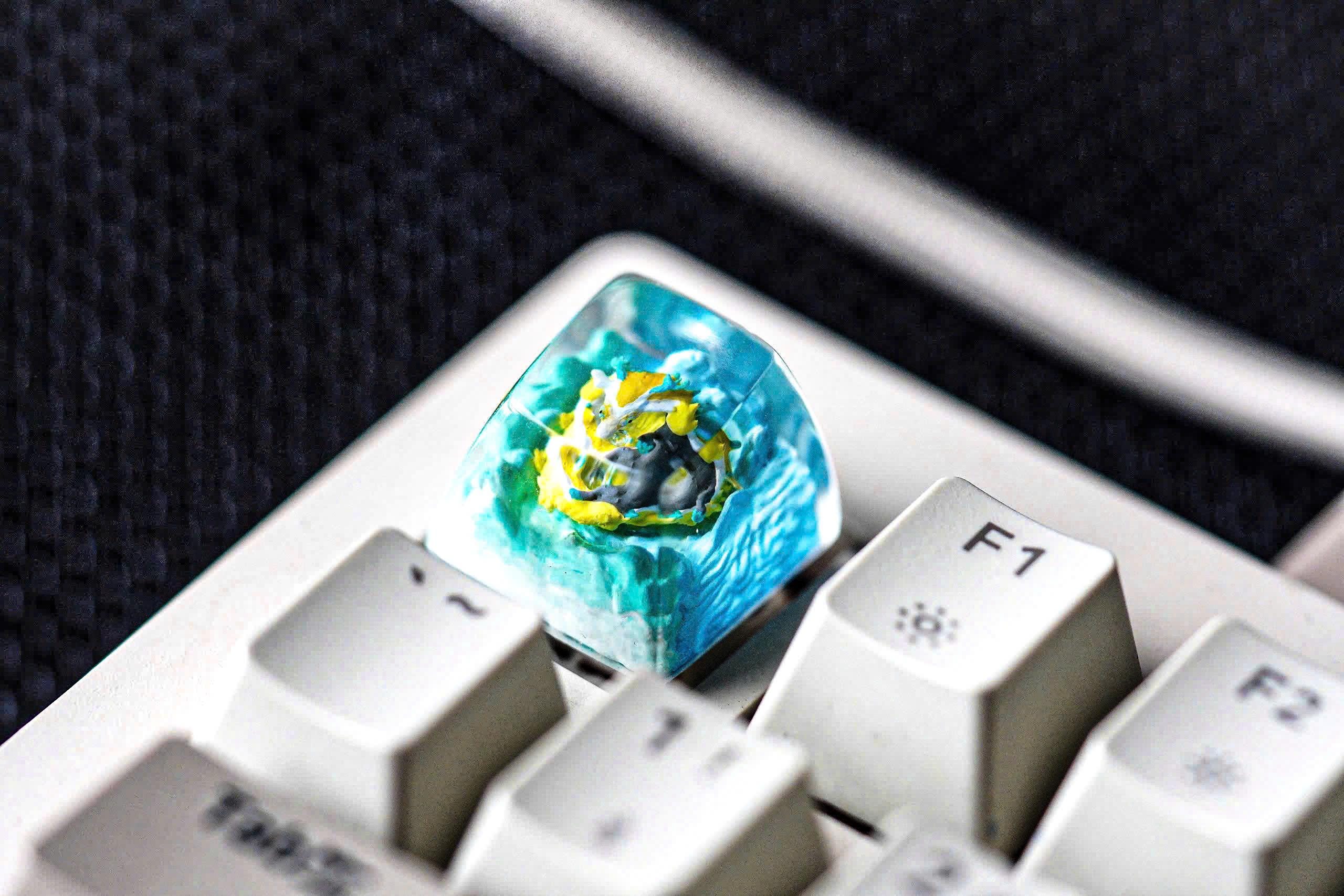 Ze.l.d.a keycap, light keycap, dragon keycap, keycaps for anime, artisan keycap