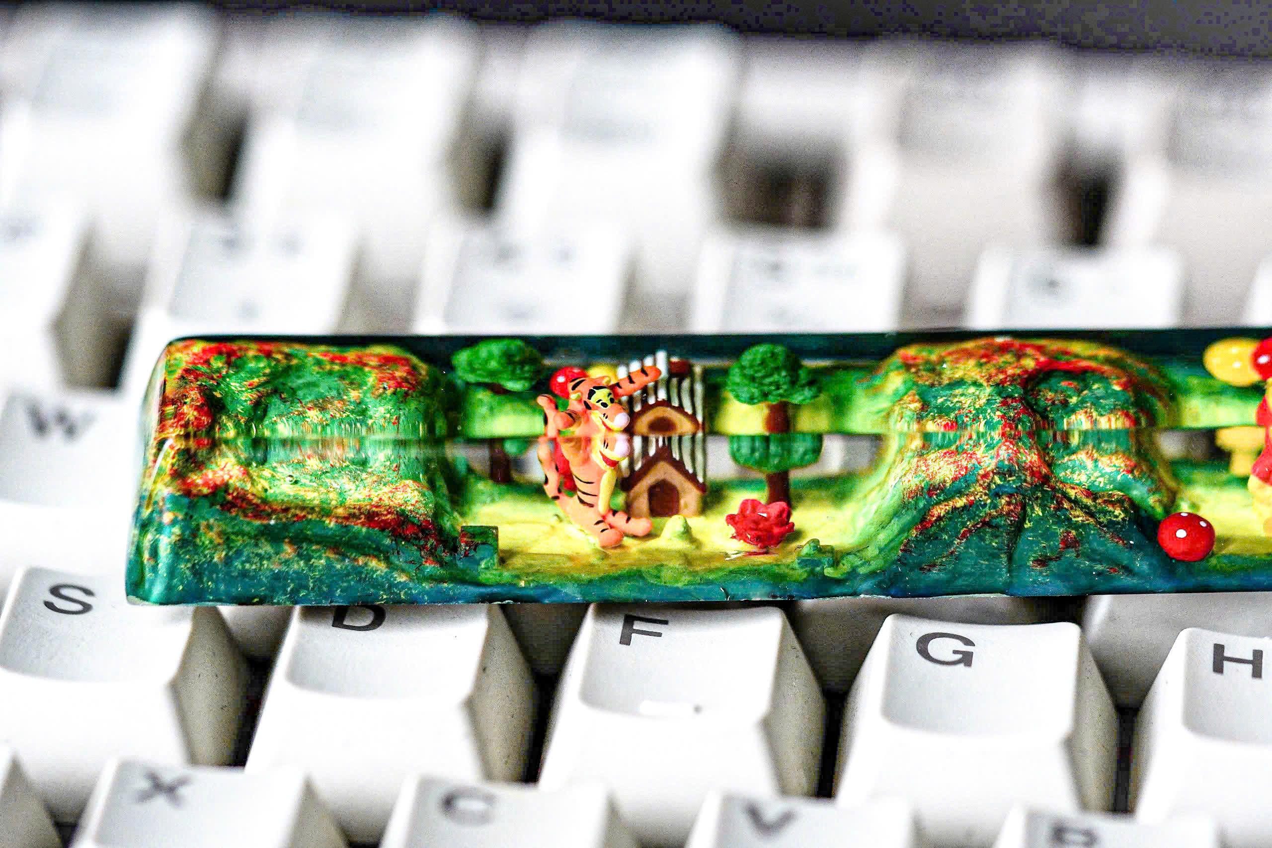 Resin Wi.nni.e the P.oo.h inspired keycaps, Custom resin Keycap SA profile, Custom spacebar keycap, Handmade Resin Keycap, Cu