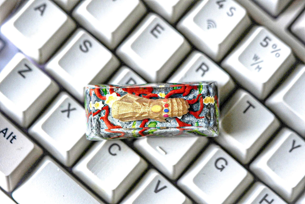 iconic hero keycap, Supper hero resin keycap,  Halloween gift , handmade keycap, anime keycap, Artisan Keycap, Birthday Gift,
