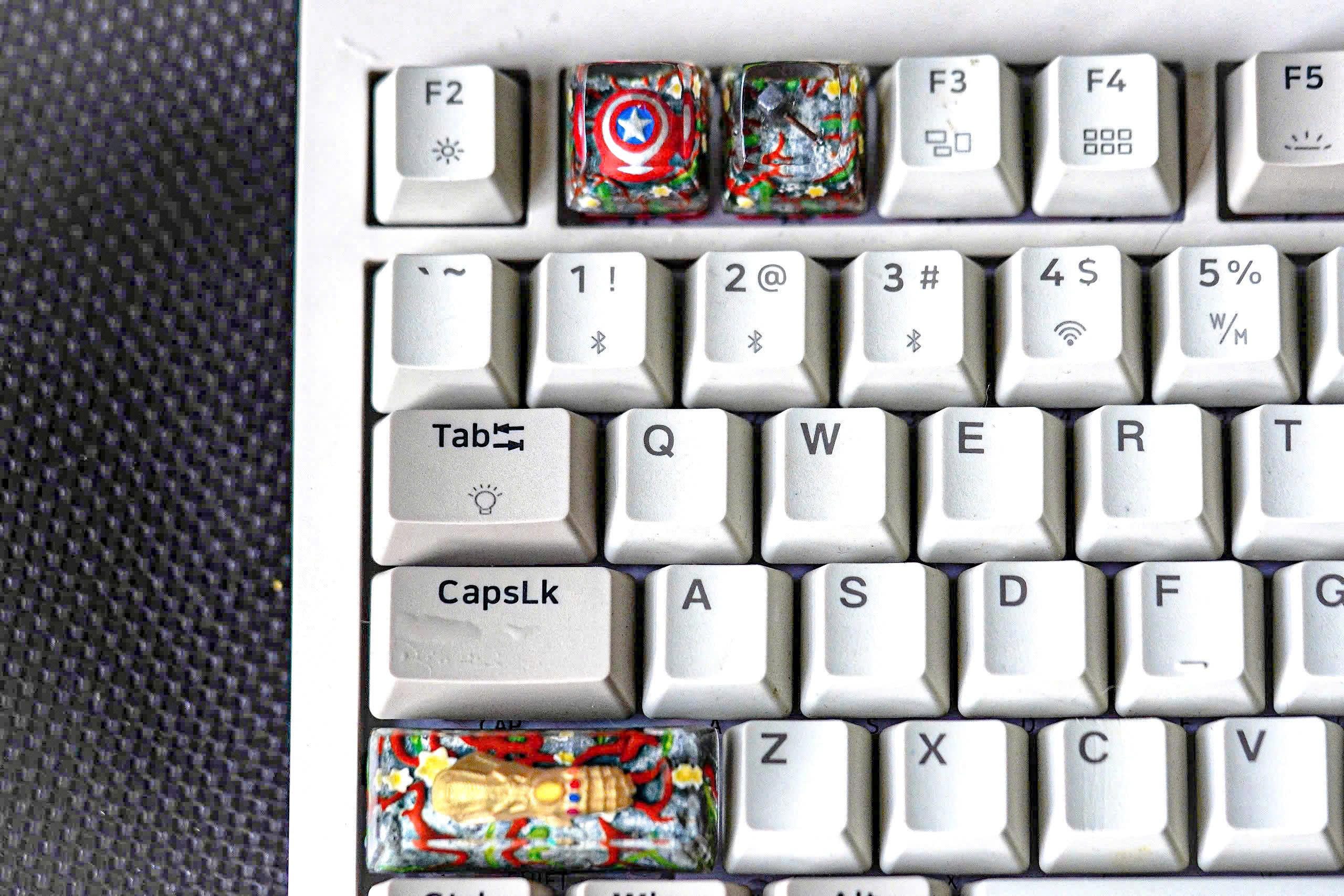 iconic hero keycap, Supper hero resin keycap,  Halloween gift , handmade keycap, anime keycap, Artisan Keycap, Birthday Gift,