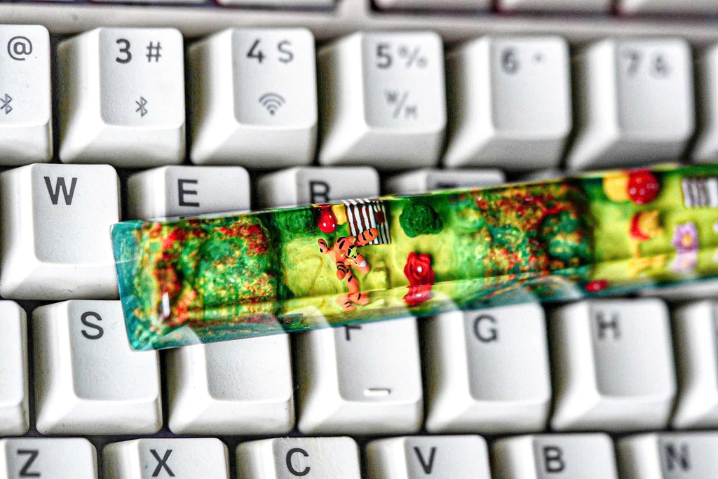Resin Wi.nni.e the P.oo.h inspired keycaps, Custom resin Keycap SA profile, Custom spacebar keycap, Handmade Resin Keycap, Cu