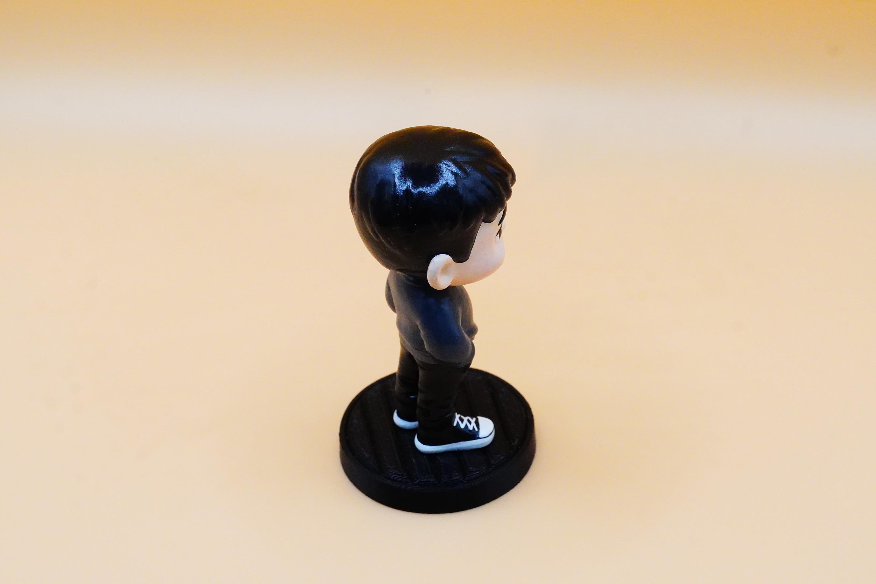 hand-painted personalized 3D mini cartoon action figure from your photo, Custom Toys, Custom Desktop Decoration
