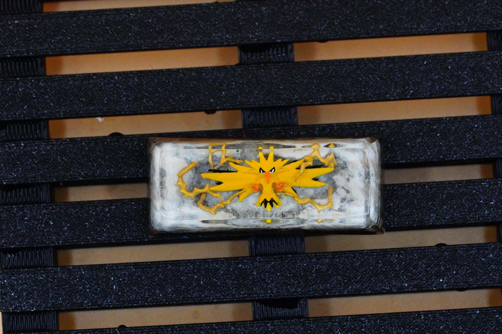 CUSTOMIZE 2U , 2.25U , legendary po.ke.m.o.n ,custom keycap ,artisan keycap, p.oke.mo.n spacebar, Gift for him