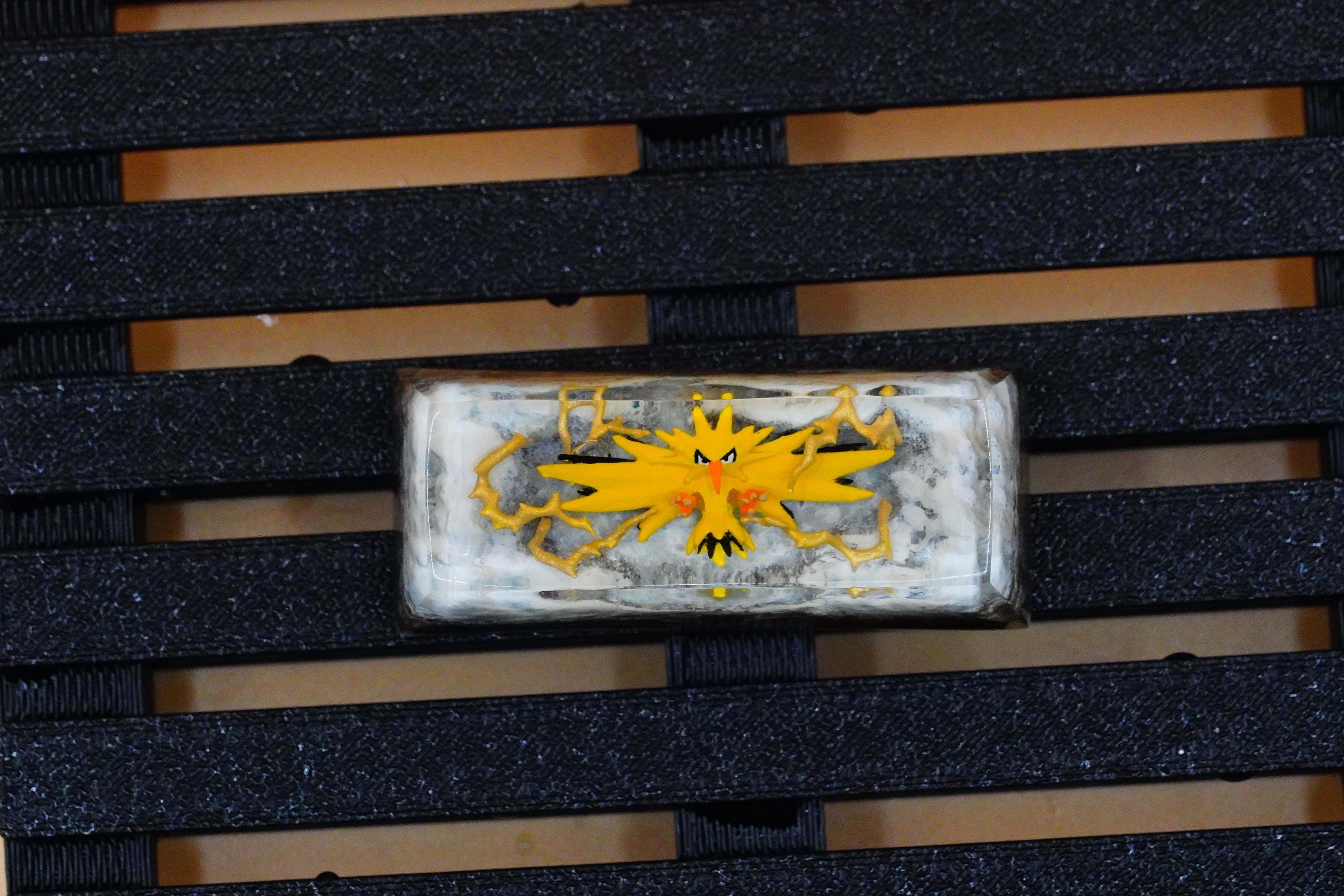 CUSTOMIZE 2U , 2.25U , legendary po.ke.m.o.n ,custom keycap ,artisan keycap, p.oke.mo.n spacebar, Gift for him
