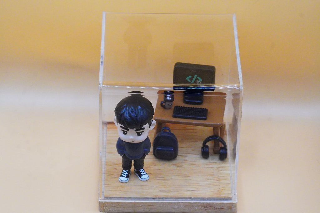hand-painted personalized 3D mini cartoon action figure from your photo, Custom Toys, Custom Desktop Decoration