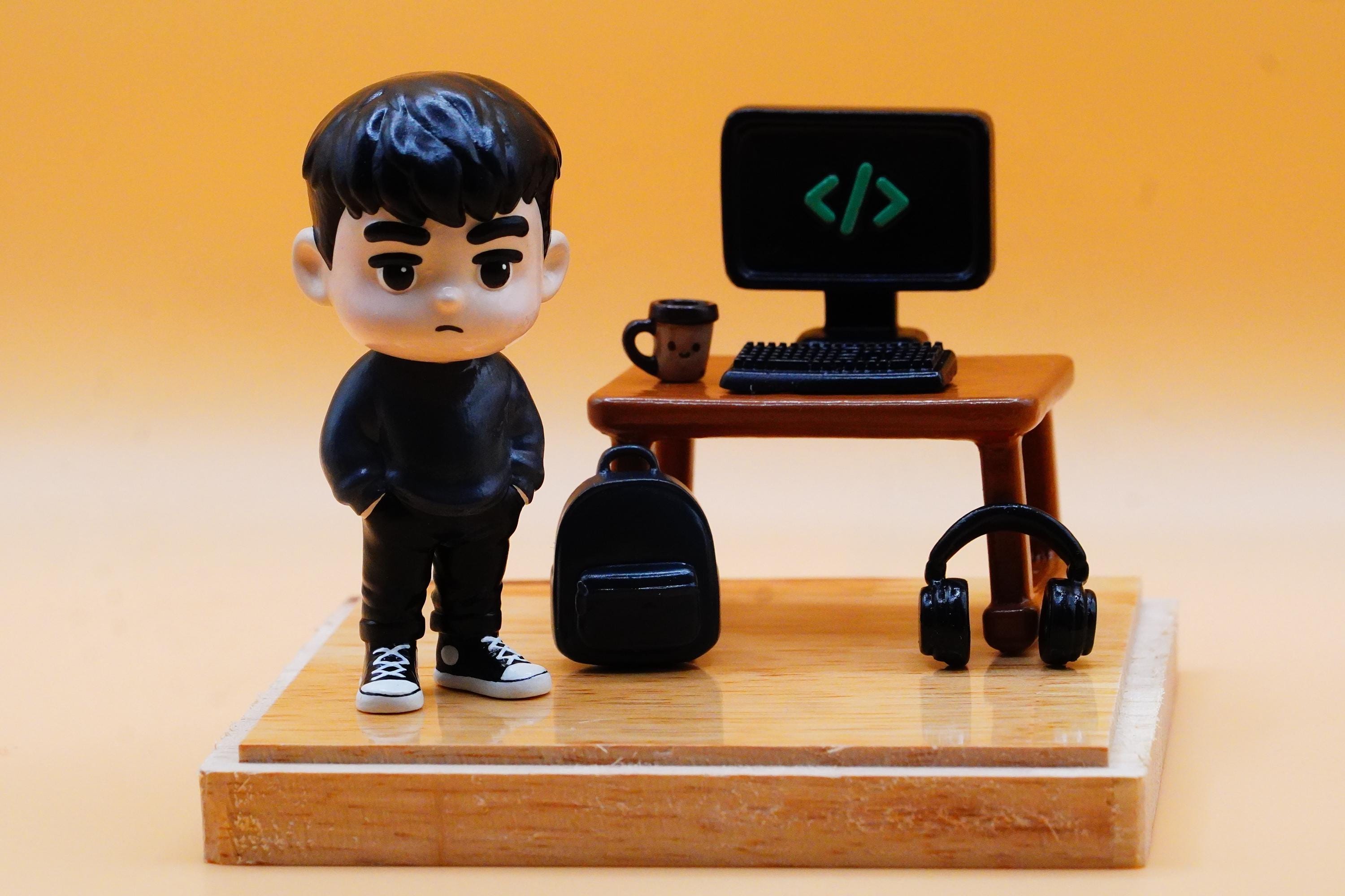 hand-painted personalized 3D mini cartoon action figure from your photo, Custom Toys, Custom Desktop Decoration