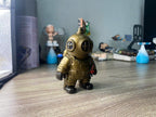 Astronaut Figurine Holding Box | Handmade Space Explorer Statue | Cute Space Decor | Unique Gift for Space Lovers | 9cm - 3.5