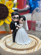 Personalized Wedding Cake Topper, Cute Bride & Groom Figurine, Custom Couple Mini Statue, Anniversary Gift, Wedding Keepsake