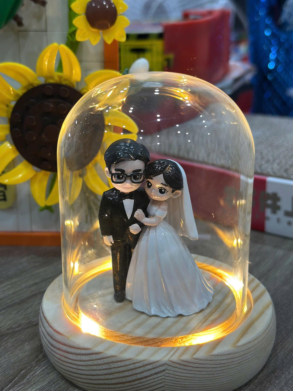 Personalized Wedding Cake Topper, Cute Bride & Groom Figurine, Custom Couple Mini Statue, Anniversary Gift, Wedding Keepsake